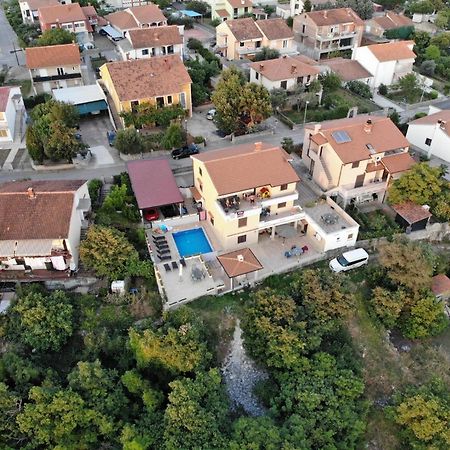Apartman "Sabine Red" With Heated Pool Omišalj Extérieur photo