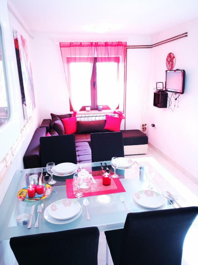 Apartman "Sabine Red" With Heated Pool Omišalj Extérieur photo