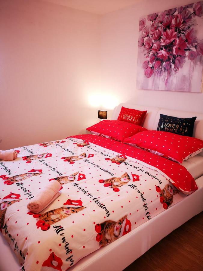 Apartman "Sabine Red" With Heated Pool Omišalj Extérieur photo